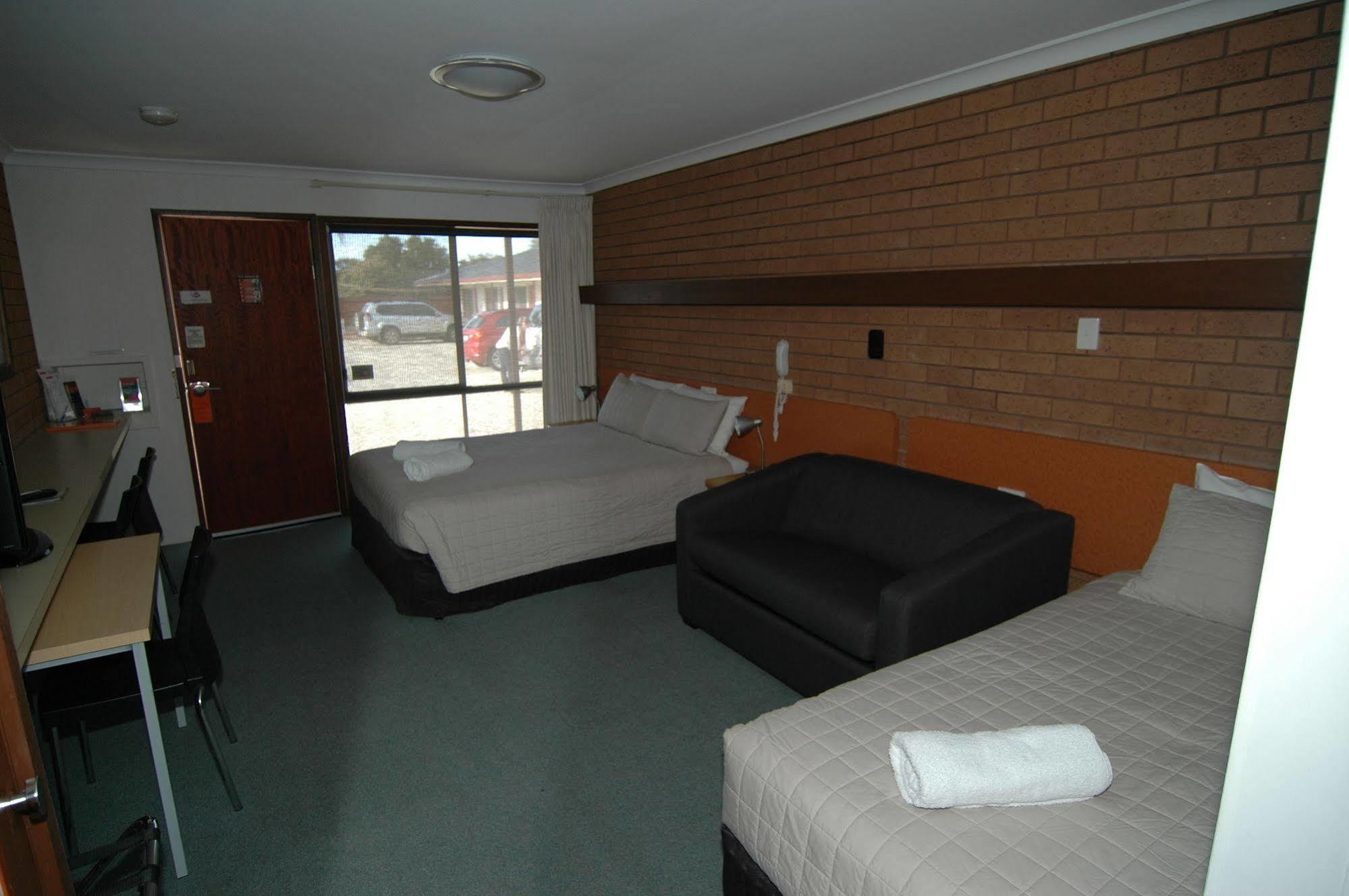 Motel Woongarra Рутерглен Экстерьер фото